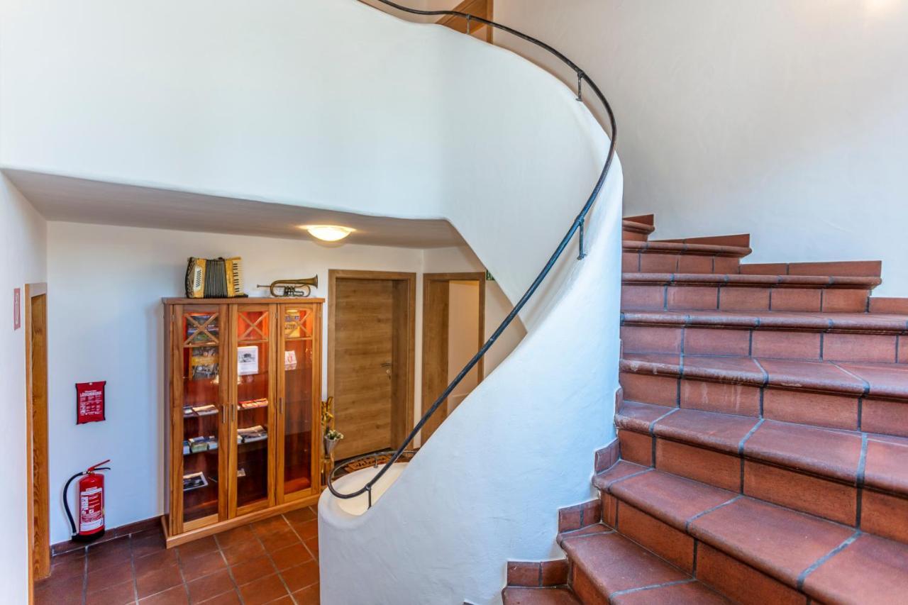 Stoamat Apartment