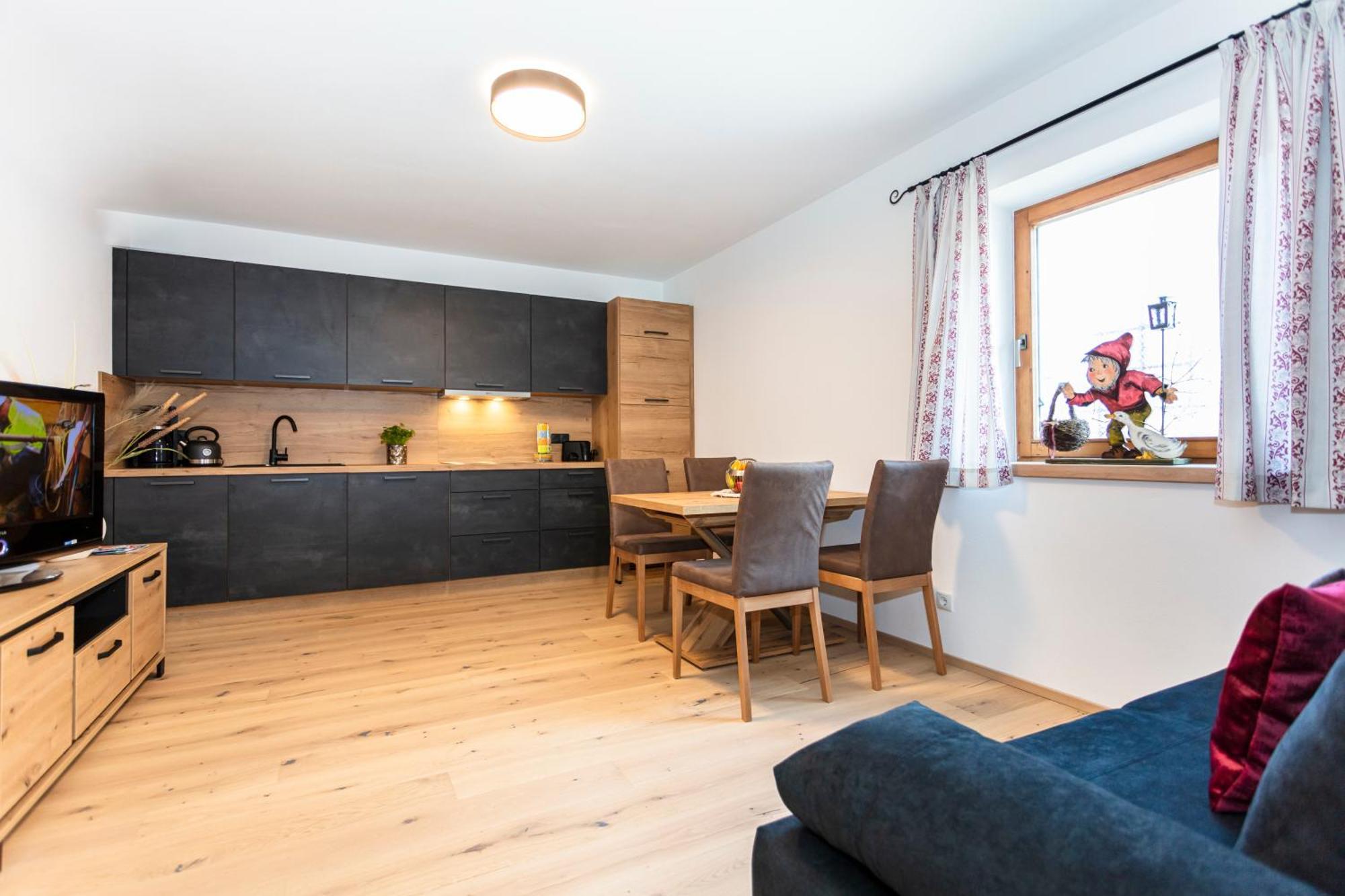 Apartment Stoamat *