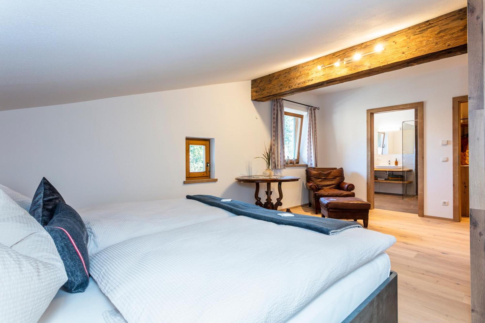Stoamat Apartment *